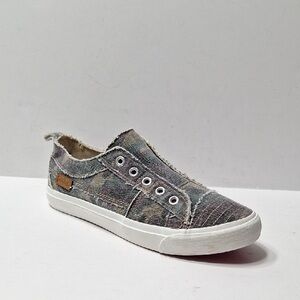 Corkys Camo Streetwear Casual Frayed Grunge Slip-On Sneakers Size 7